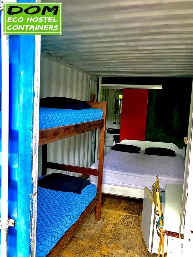 Dom Eco Hostel Containers Sao Sebastiao  Exterior photo